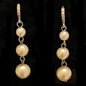 Pearl and rhinestone drop earrings for pierced ears